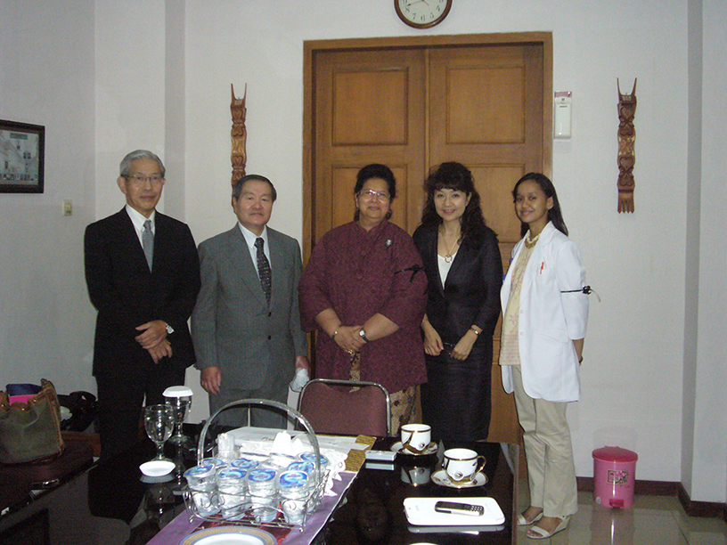 Prof. Ouchi, New President of Toranomon Hospital, Pays Courtesy Calls on JCMT Counterparts in Indonesia